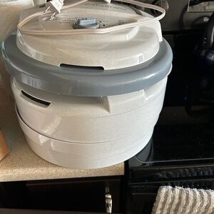 NESCO Food and Jerky dehydrator